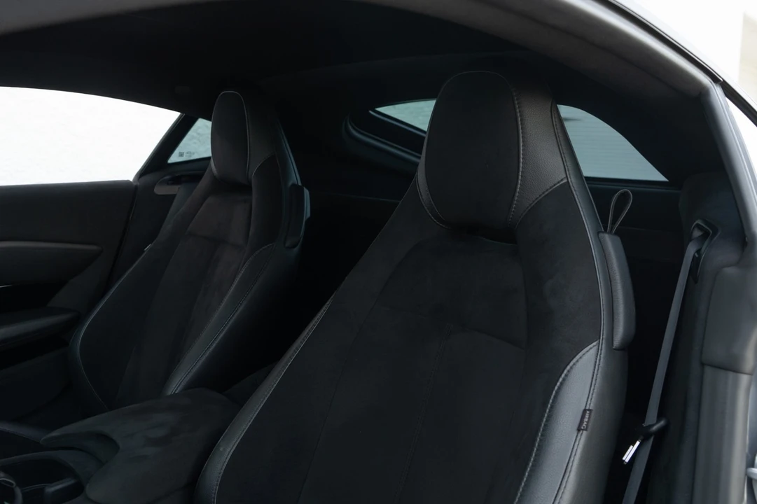 2020 Aston Martin V8 Vantage (2019+) - Image 22 of 31