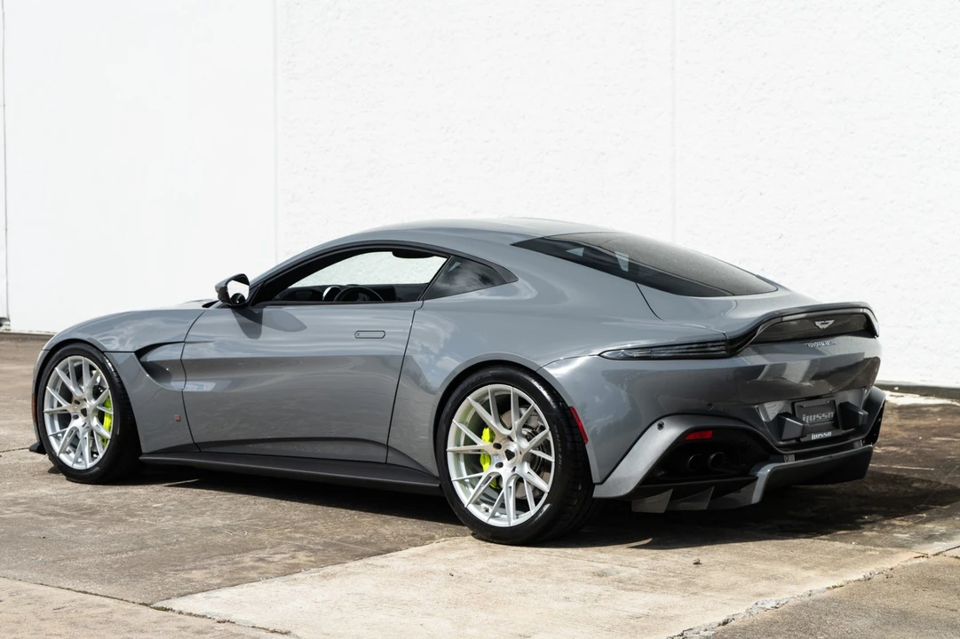 2020 Aston Martin V8 Vantage (2019+) - Image 4 of 31