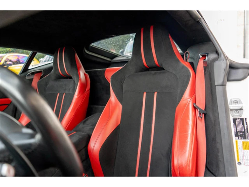2020 Aston Martin V8 Vantage (2019+) - Image 13 of 31