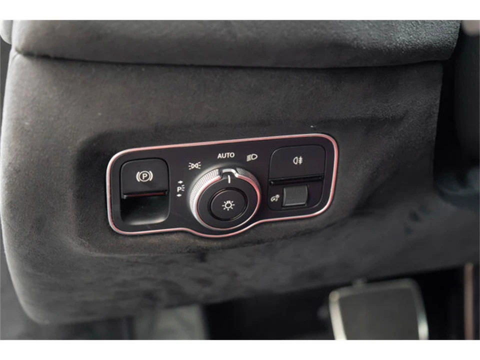 2020 Aston Martin V8 Vantage (2019+) - Image 16 of 31