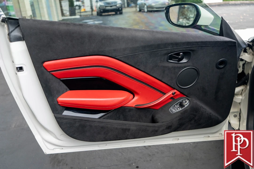 2020 Aston Martin V8 Vantage (2019+) - Image 13 of 21