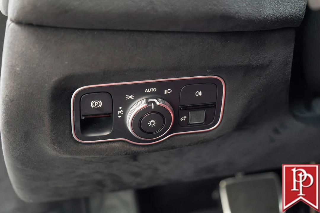 2020 Aston Martin V8 Vantage (2019+) - Image 15 of 21