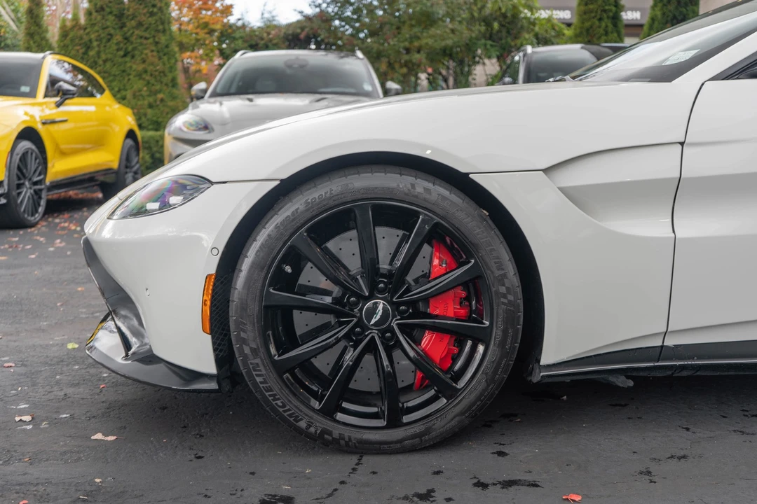 2020 Aston Martin Vantage - Image 3 of 31