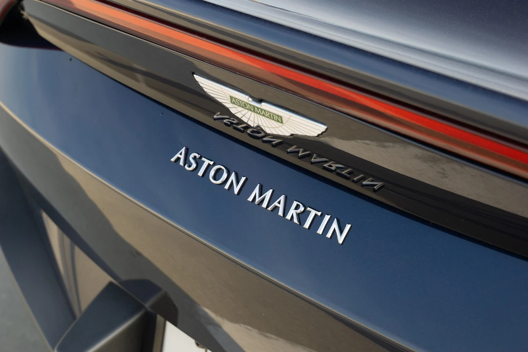 2020 Aston Martin V8 Vantage (2019+) - Image 19 of 31