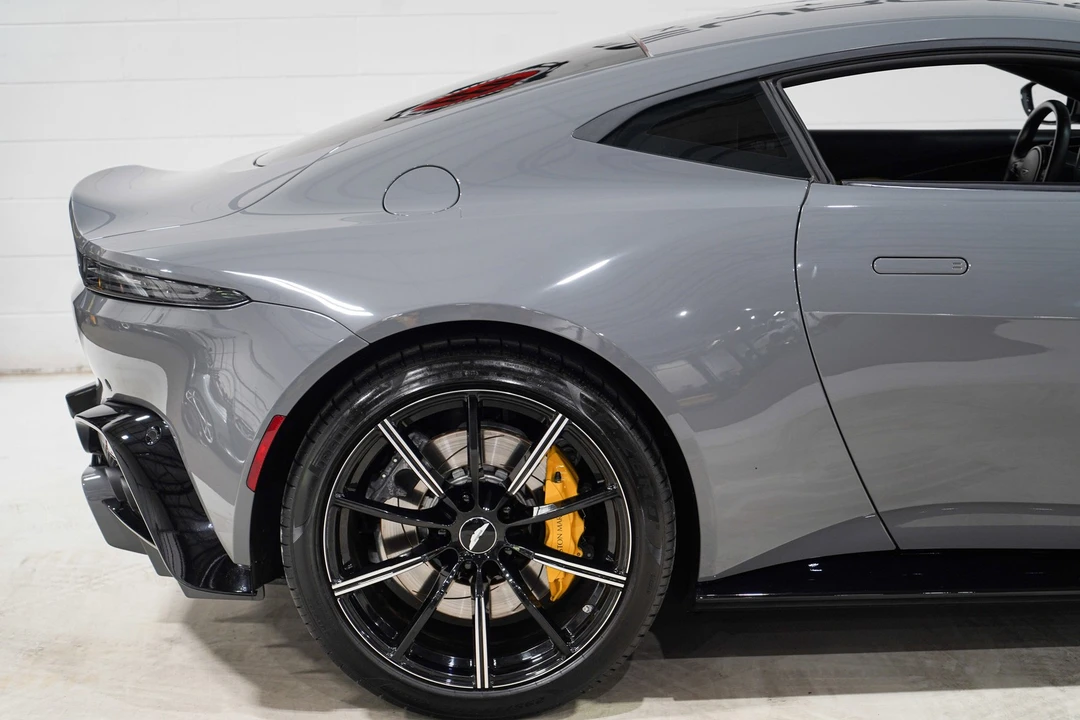 2020 Aston Martin V8 Vantage (2019+) - Image 22 of 31