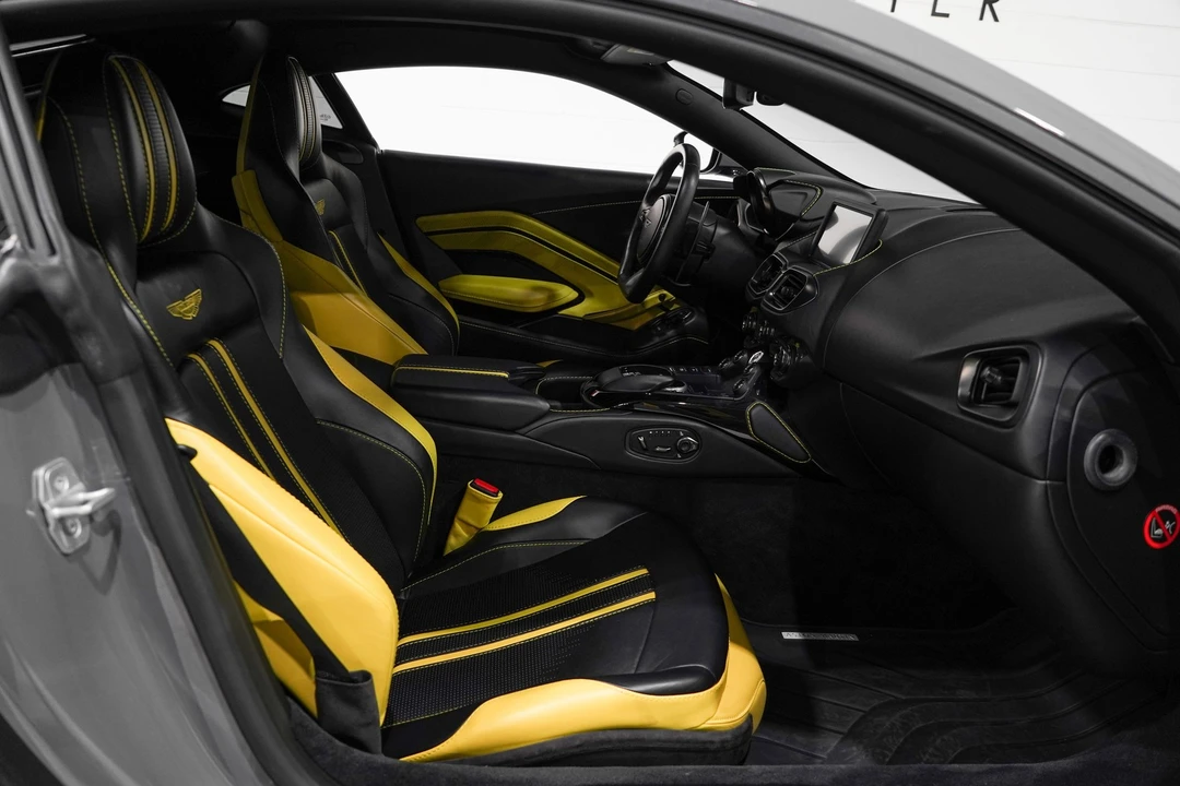 2020 Aston Martin V8 Vantage (2019+) - Image 17 of 31