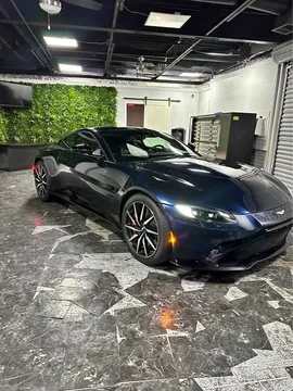 2020 Aston Martin Vantage
