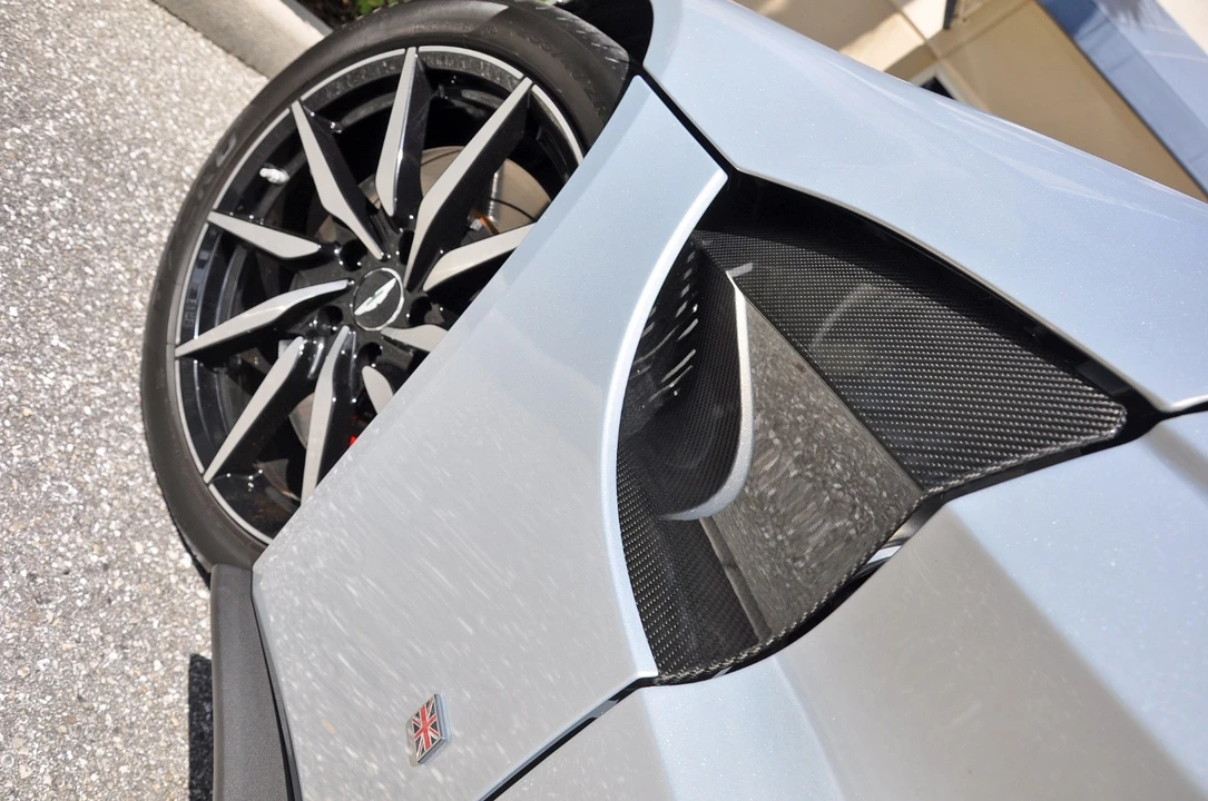 2020 Aston Martin V8 Vantage (2019+) - Image 13 of 21