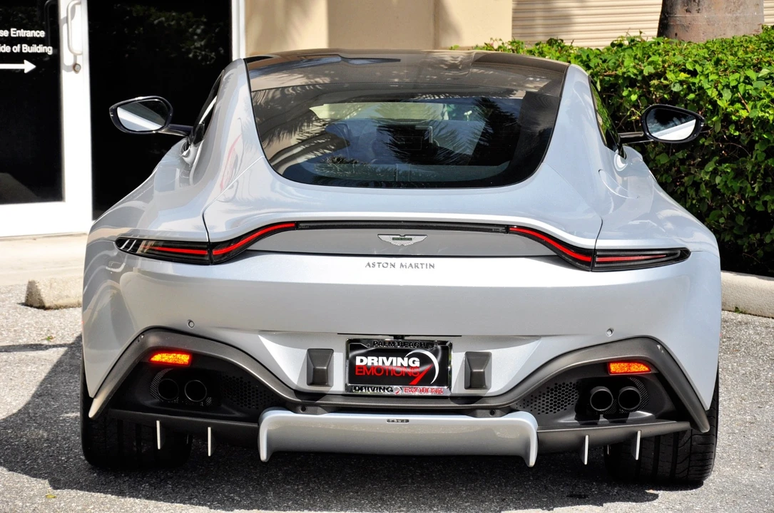 2020 Aston Martin V8 Vantage (2019+) - Image 10 of 21