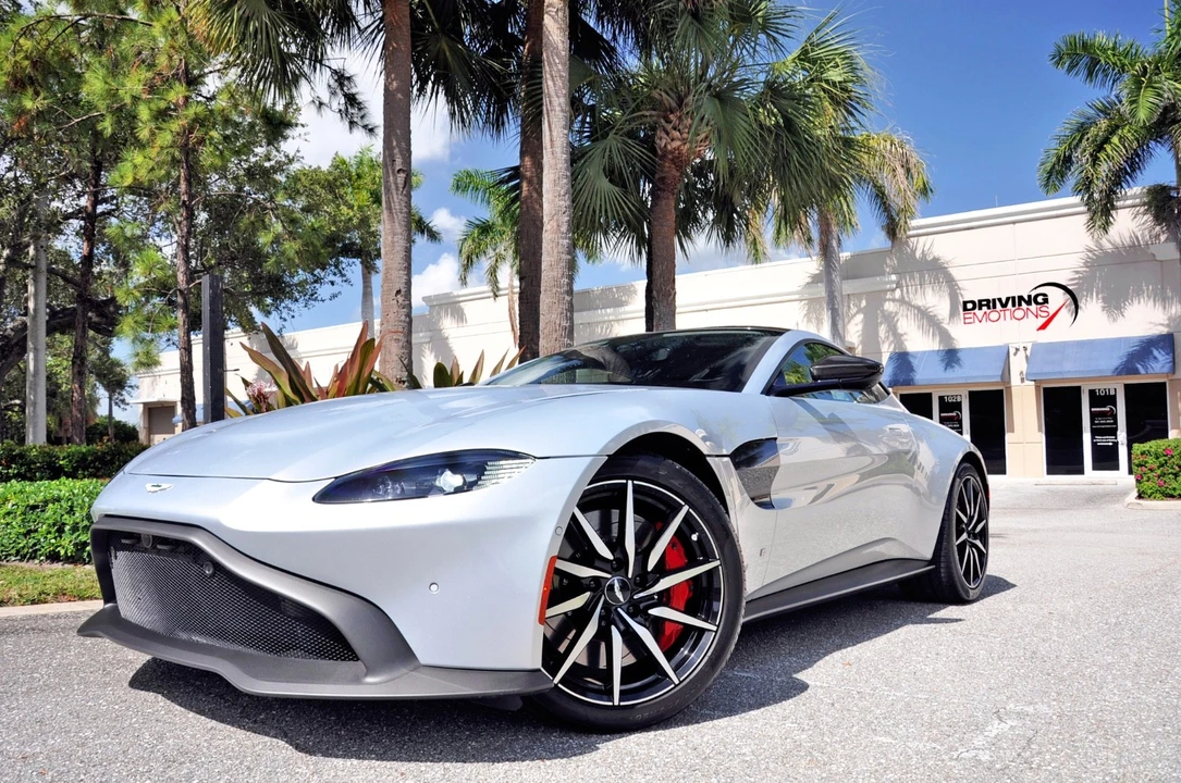 2020 Aston Martin V8 Vantage (2019+) - Image 20 of 21