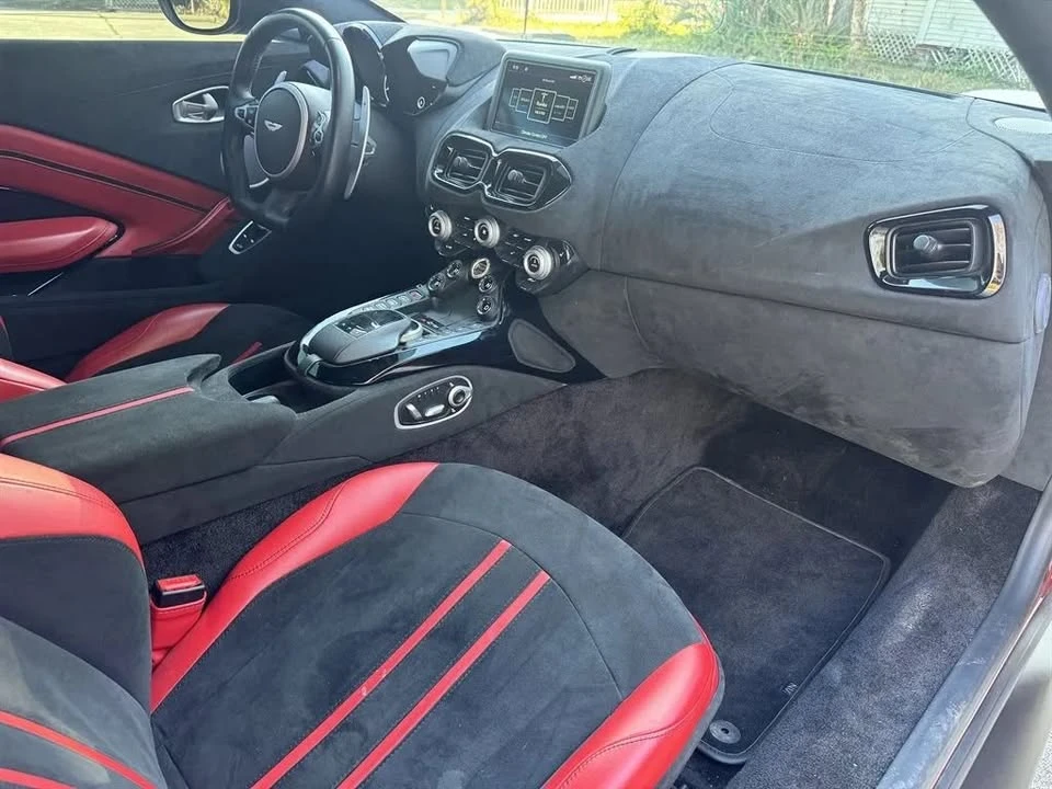 2020 Aston Martin V8 Vantage (2019+) - Image 17 of 21