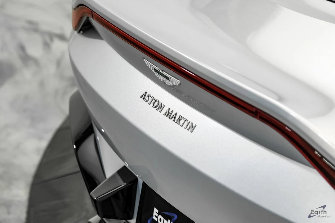 2020 Aston Martin V8 Vantage (2019+) - Image 15 of 31