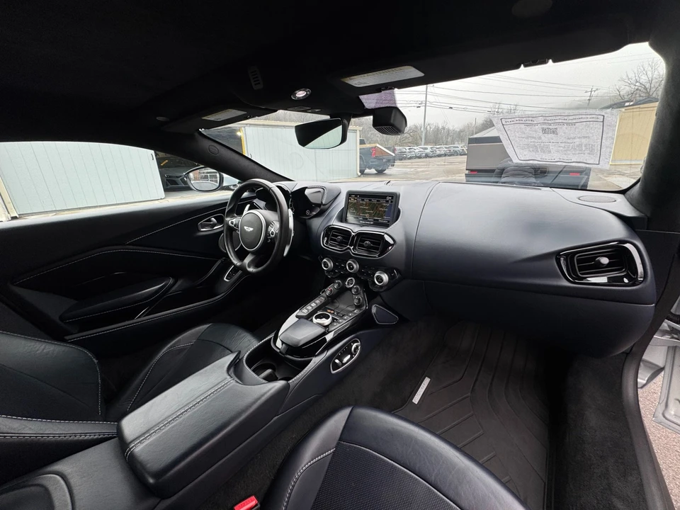 2020 Aston Martin V8 Vantage (2019+) - Image 20 of 21