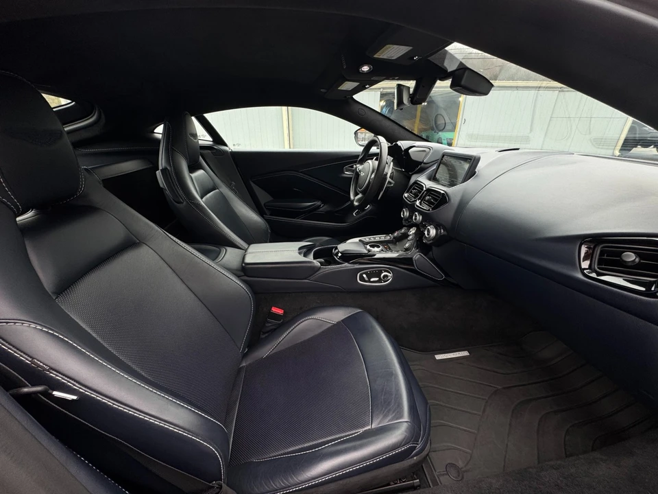 2020 Aston Martin V8 Vantage (2019+) - Image 19 of 21