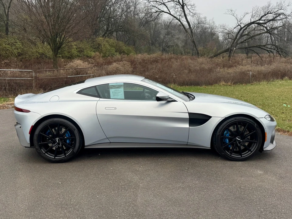 2020 Aston Martin V8 Vantage (2019+) - Image 7 of 21