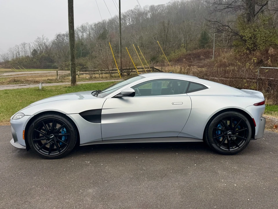 2020 Aston Martin V8 Vantage (2019+) - Image 8 of 21