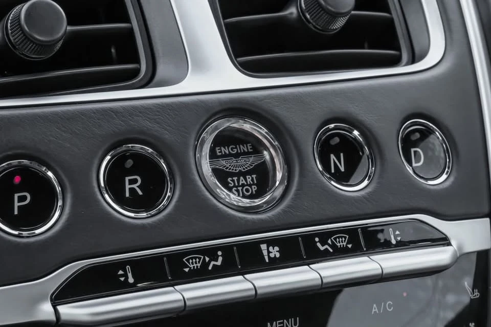 2020 Aston Martin DB11 - Image 18 of 20