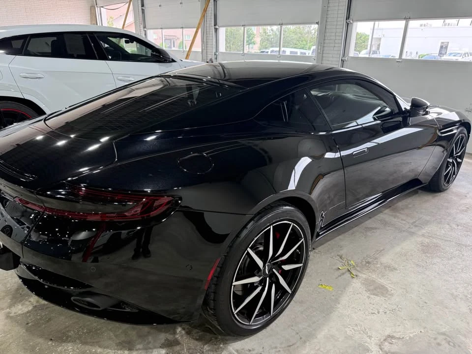 2020 Aston Martin DB11 - Image 5 of 16