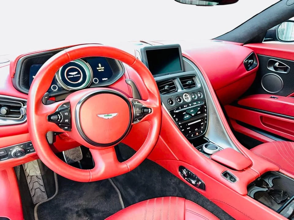 2020 Aston Martin DB11 V8 - Image 11 of 19