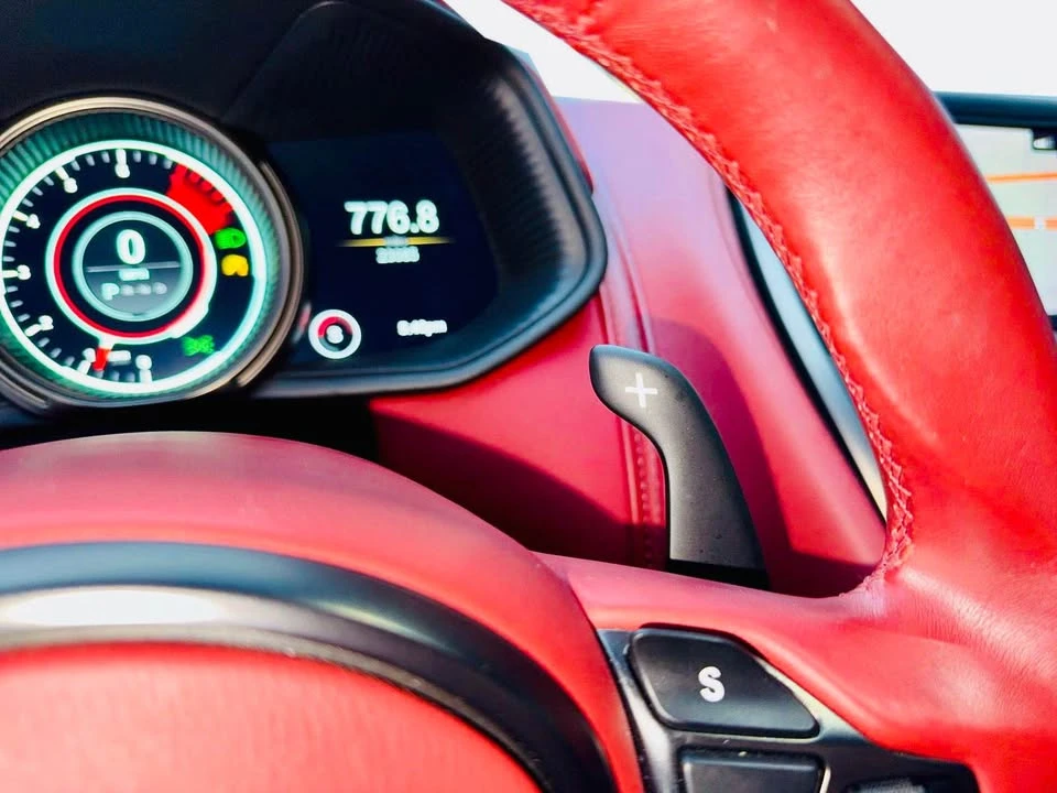 2020 Aston Martin DB11 V8 - Image 19 of 19