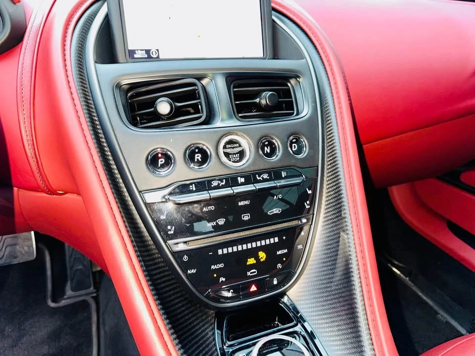 2020 Aston Martin DB11 V8 - Image 17 of 19