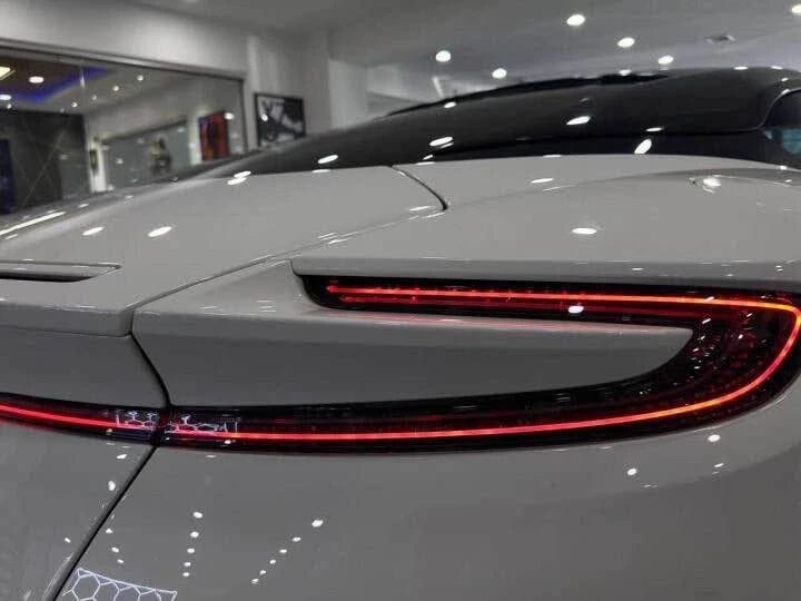 2020 Aston Martin DB11 V8 - Image 15 of 15