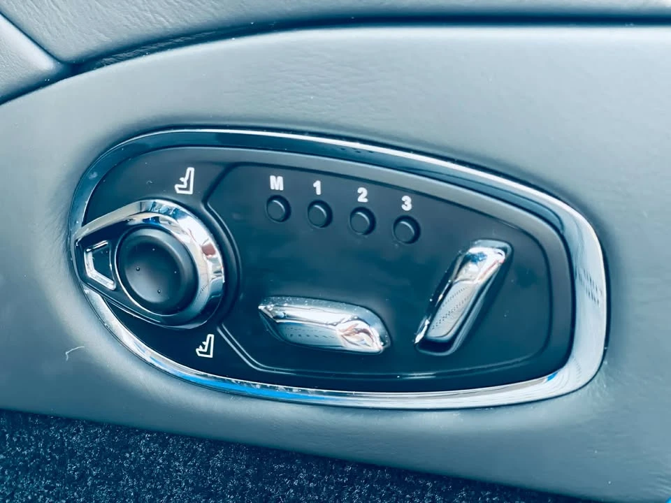 2020 Aston Martin DB11 AMR - Image 19 of 20
