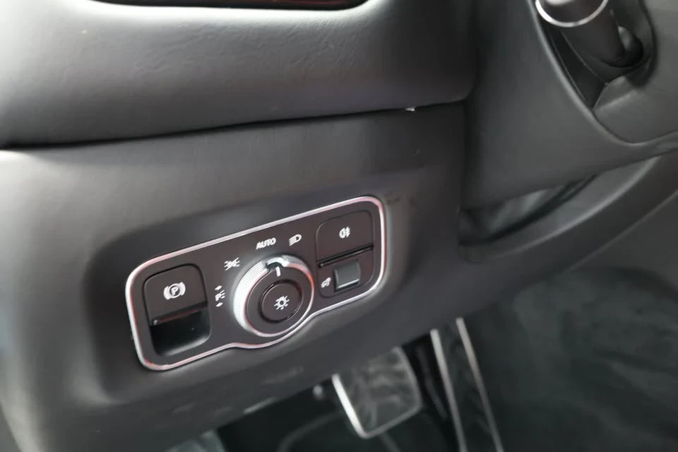 2020 Aston Martin V8 Vantage (2019+) - Image 10 of 15