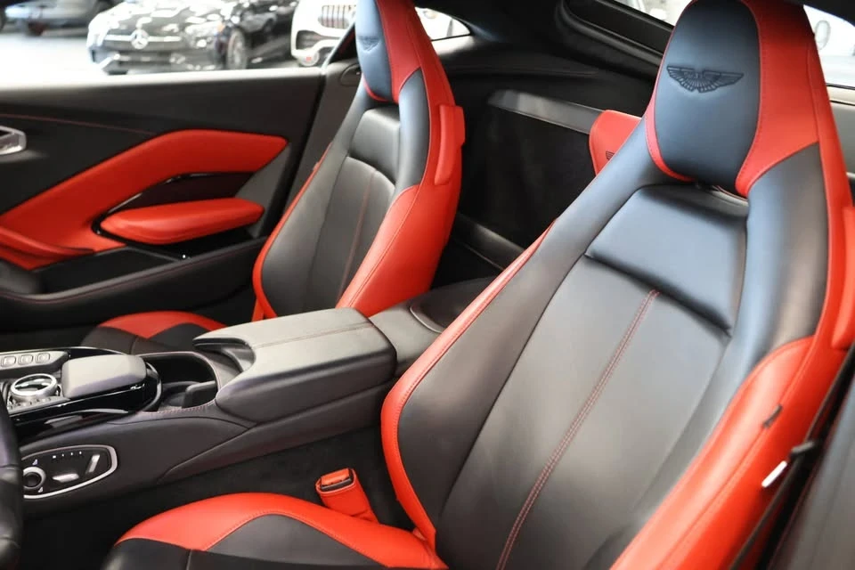 2020 Aston Martin V8 Vantage (2019+) - Image 8 of 15