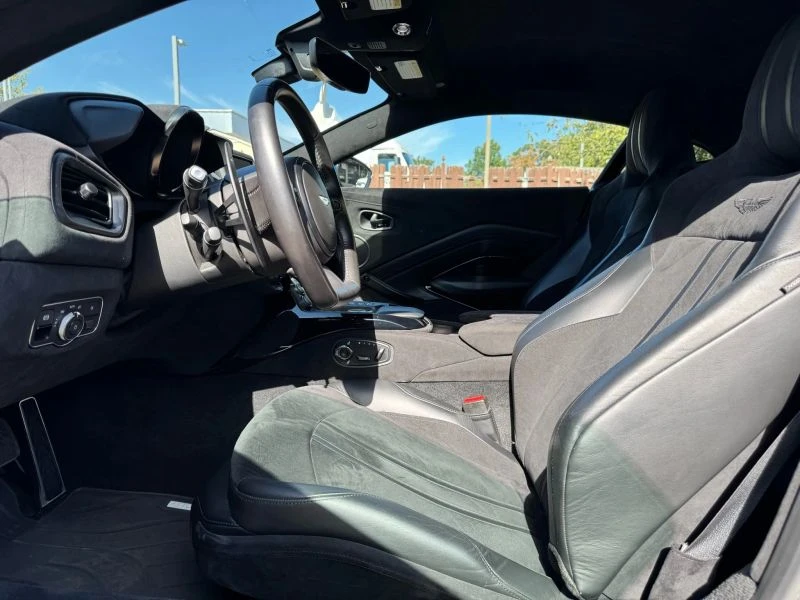 2020 Aston Martin V8 Vantage (2019+) - Image 9 of 18