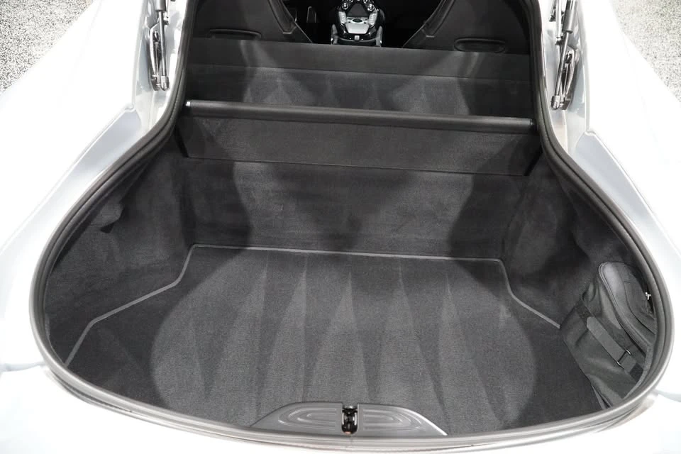 2020 Aston Martin V8 Vantage (2019+) - Image 13 of 16