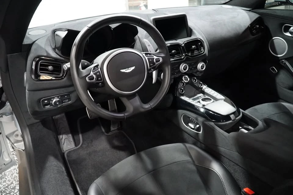 2020 Aston Martin V8 Vantage (2019+) - Image 7 of 16