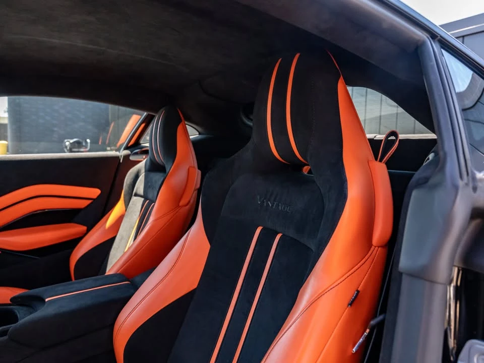 2020 Aston Martin V8 Vantage (2019+) - Image 10 of 17