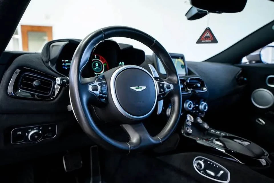 2020 Aston Martin V8 Vantage (2019+) - Image 8 of 12