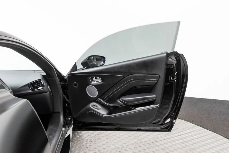 2020 Aston Martin V8 Vantage (2019+) - Image 11 of 20