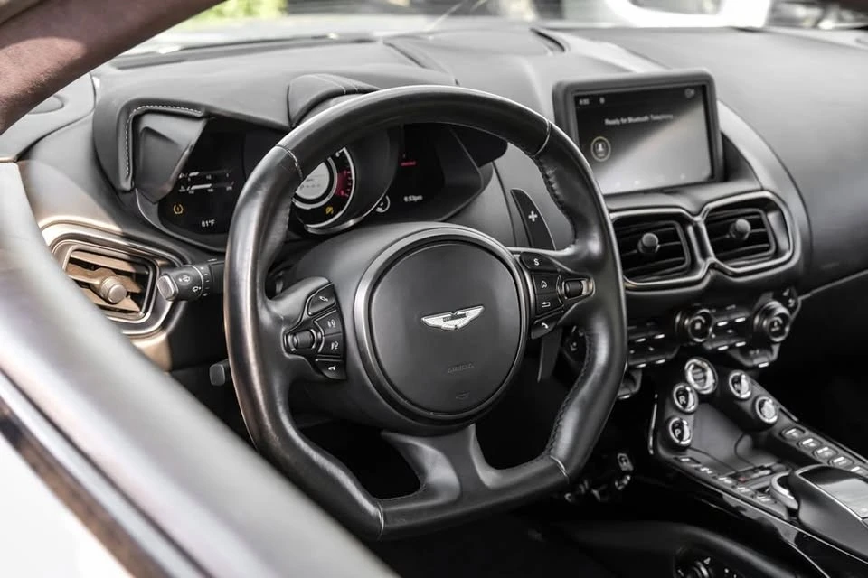 2020 Aston Martin V8 Vantage (2019+) - Image 14 of 20