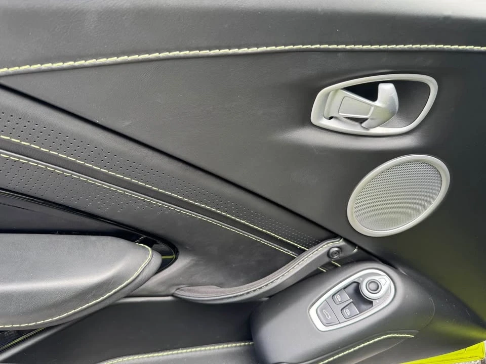 2020 Aston Martin V8 Vantage (2019+) - Image 6 of 18