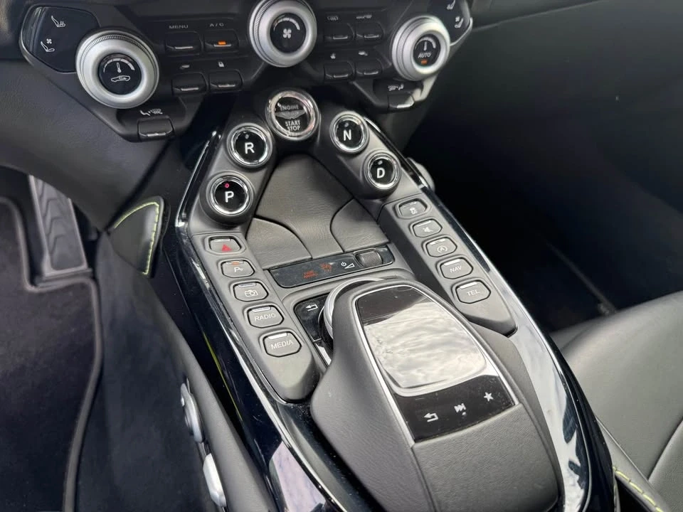 2020 Aston Martin V8 Vantage (2019+) - Image 7 of 18