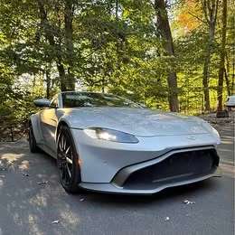 2020 Aston Martin V8 Vantage (2019+) - Image 1 of 1