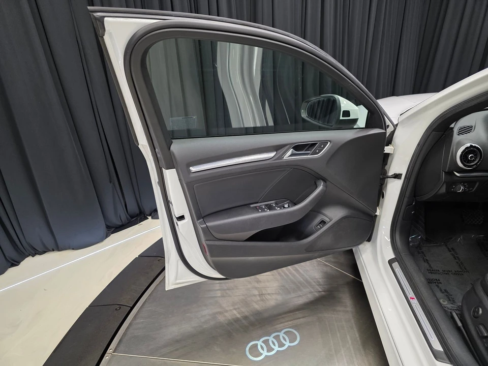 2020 Audi 8V A3 - Image 14 of 31