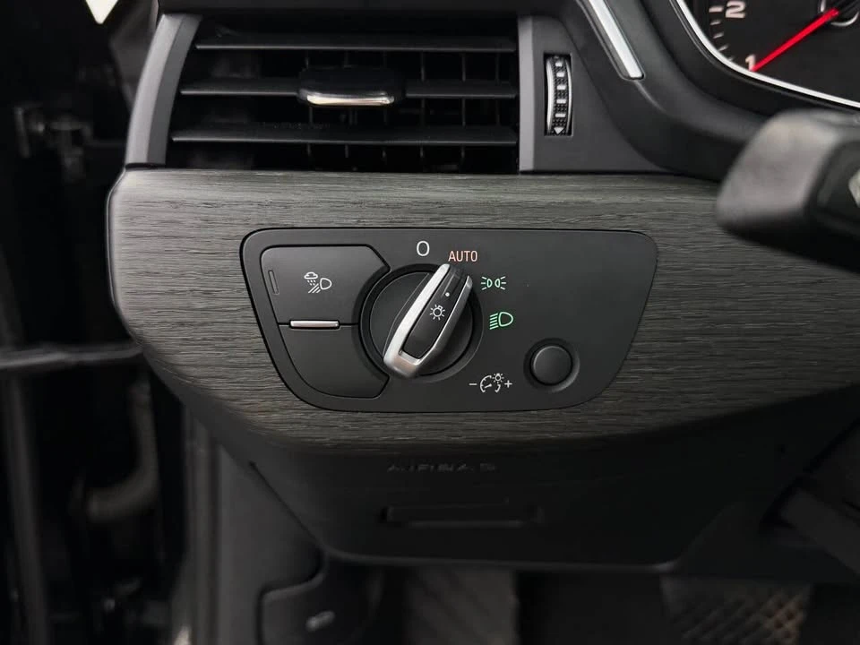 2020 Audi B9 A4 - Image 13 of 20