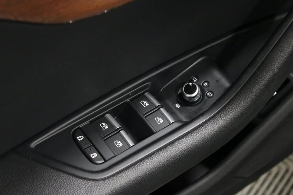 2020 Audi B9 A4 - Image 4 of 20