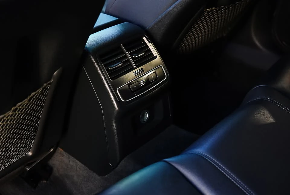 2020 Audi B9 A4 - Image 16 of 18