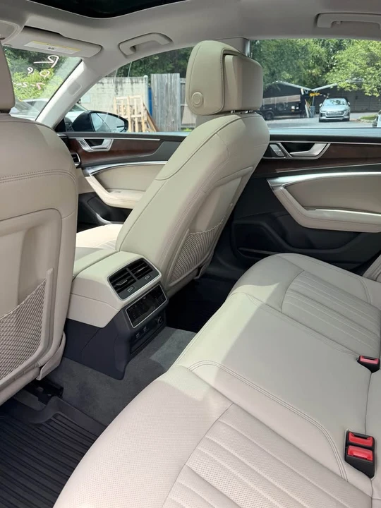 2020 Audi C8 A7 - Image 6 of 10