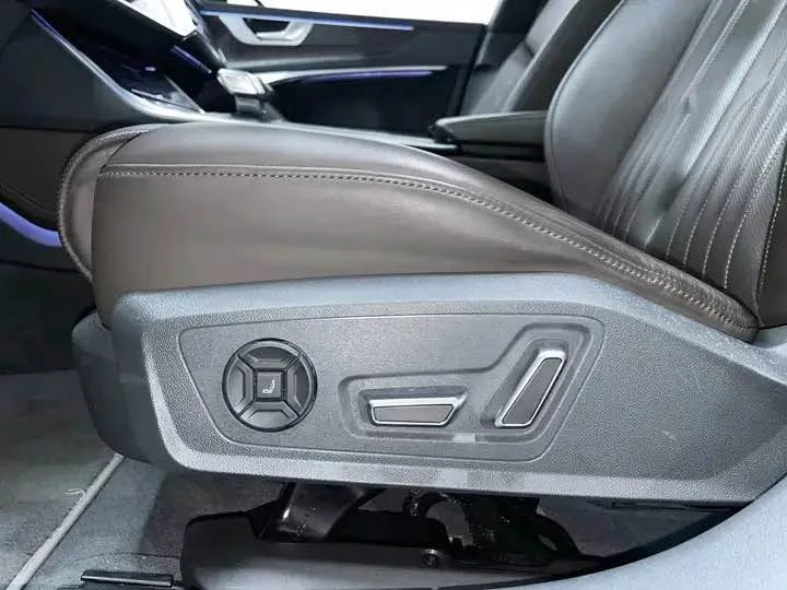 2020 Audi C8 A7 - Image 8 of 16