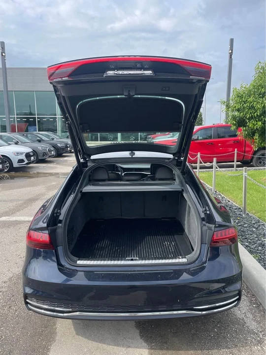 2020 Audi C8 A7 - Image 7 of 14