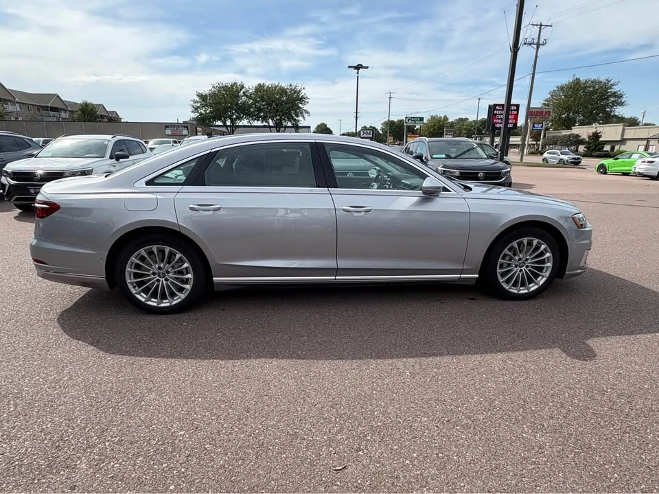 2020 Audi D5 A8 - Image 5 of 17