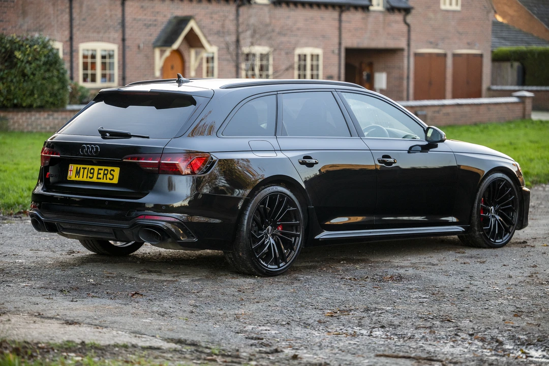 2020 Audi B9 RS4 - Image 16 of 31