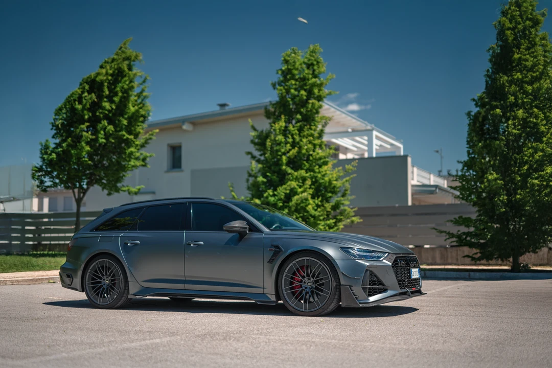 2020 Audi C8 RS6 - Image 28 of 31