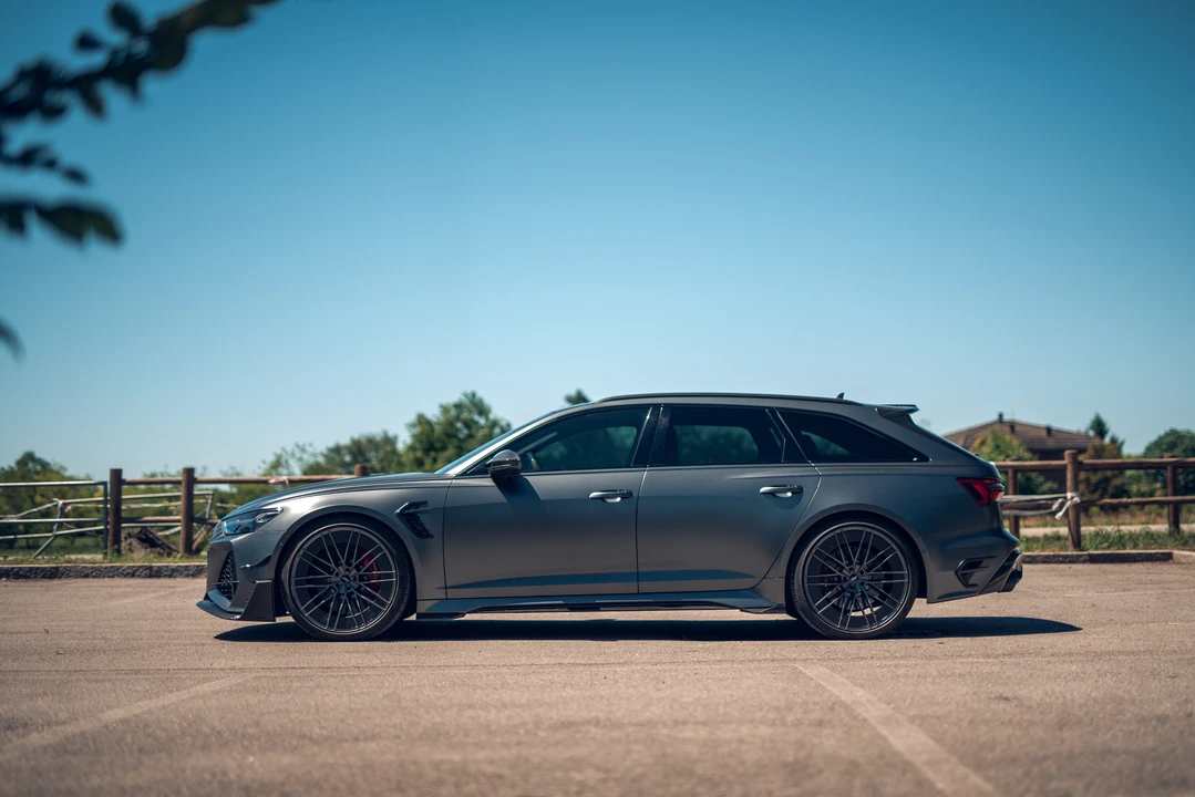 2020 Audi C8 RS6 - Image 8 of 31